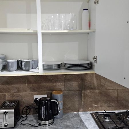 Luxury 2 Bedrooms Flat Leytonstone 런던 외부 사진