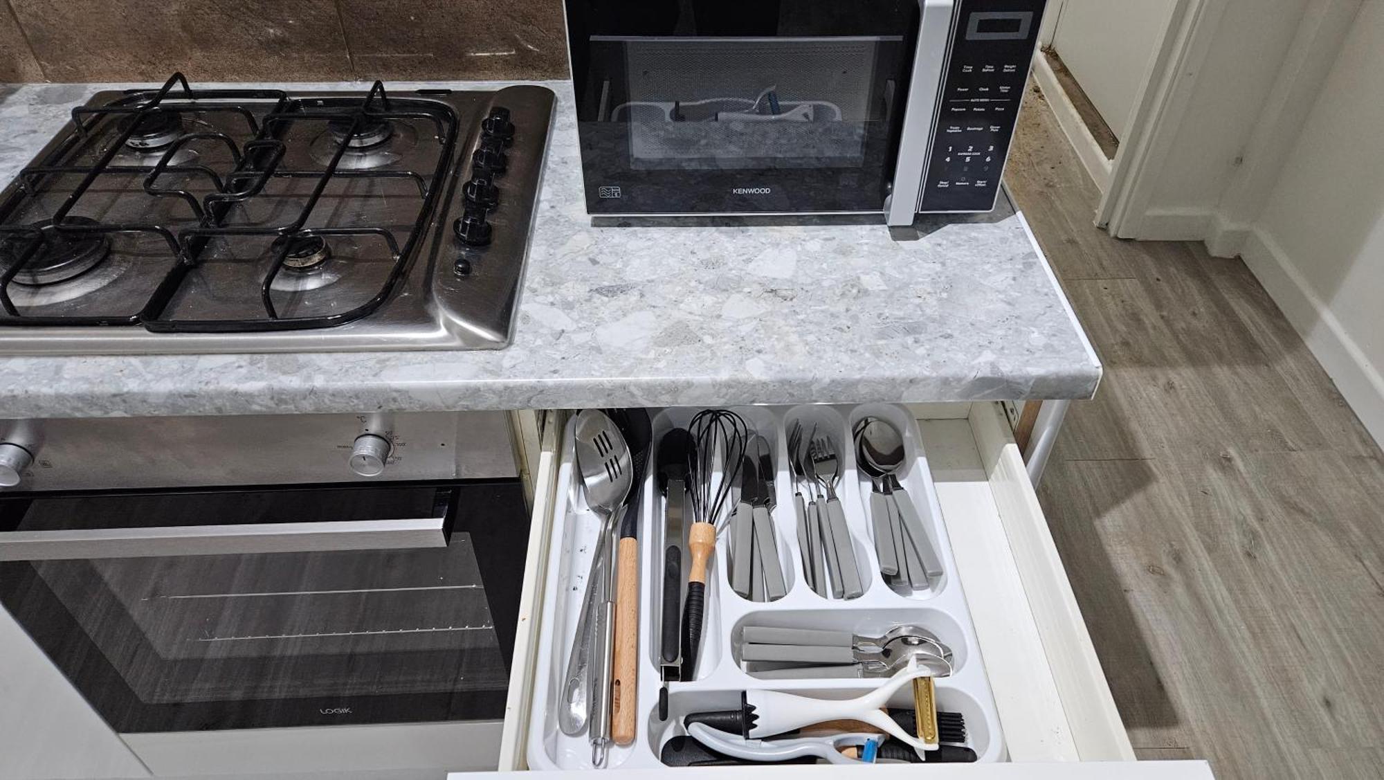 Luxury 2 Bedrooms Flat Leytonstone 런던 외부 사진
